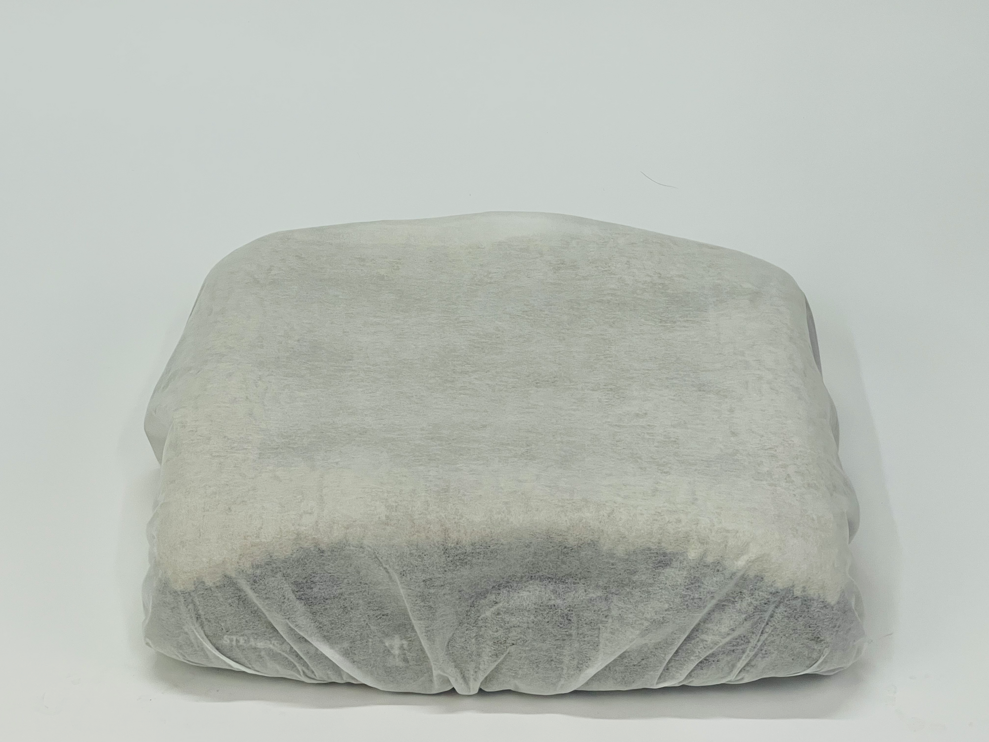 BUPS™ Premium Disposable Pet Bed Covers – Large (Pack of 4)