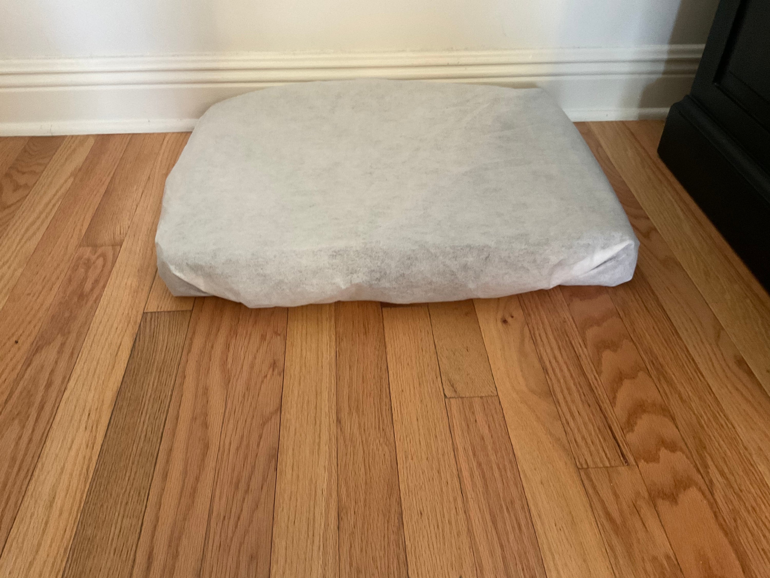 LARGE BUPS Premium Disposable Pet Bed Sheets (Pack of 3)